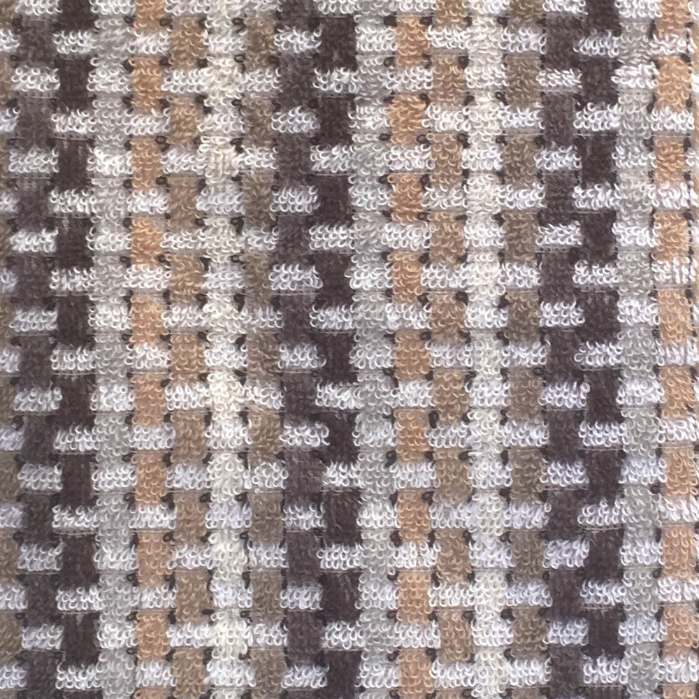 Close up of the towelling weave fabric of Zing pattern dish towels