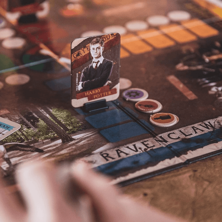 harry potter playing character card on board game