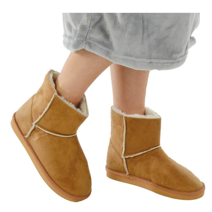 Womens Slipper Boot Luxury Microsuede Cosy Faux Fur Lining