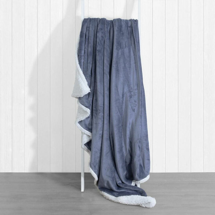 Hodge & Hodge Luxury Sherpa Flannel Blanket 150 x 200cm Blue