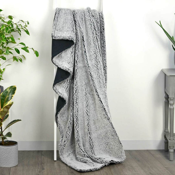 Hodge & Hodge Sherpa Fleece Blanket Throw Grey Reversible 130x155cm