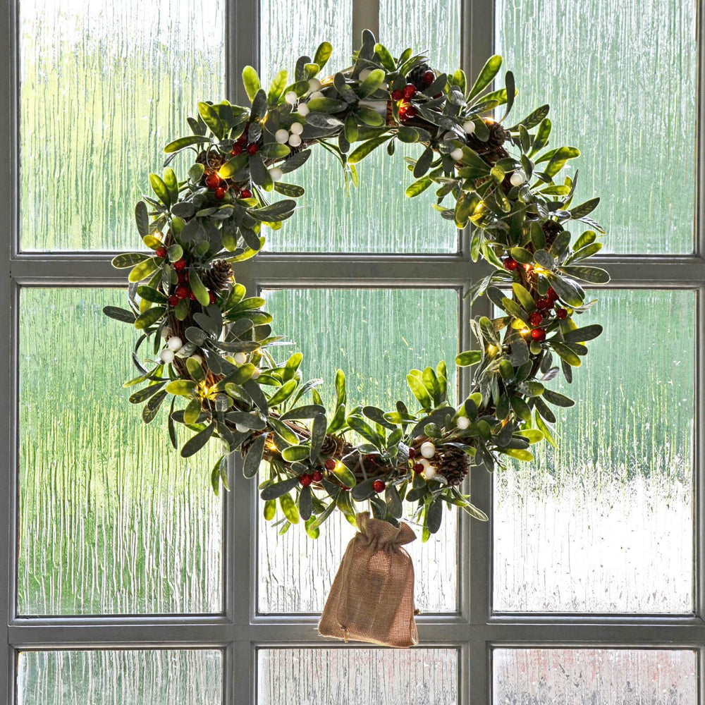 16" Light Up Christmas Wreath Mistletoe Berries Battery Op