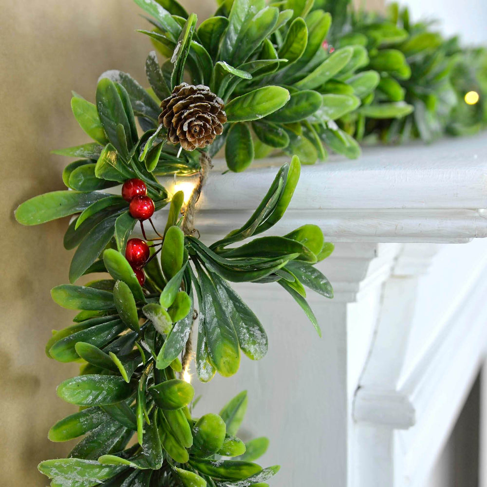 6ft Light Up Christmas Garland Mistletoe Berries Pine Cones