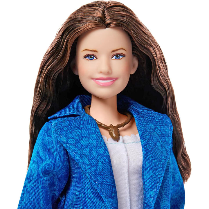 Close up of the face of Wendy Darling fashion doll