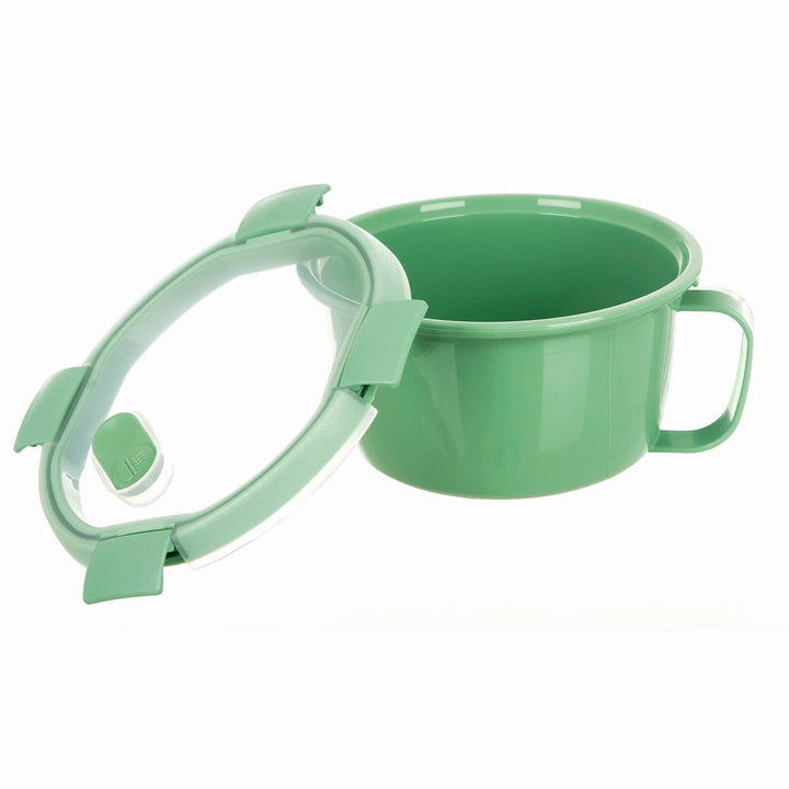 Green soup bowl with vented lid for heating noodles in the microwave