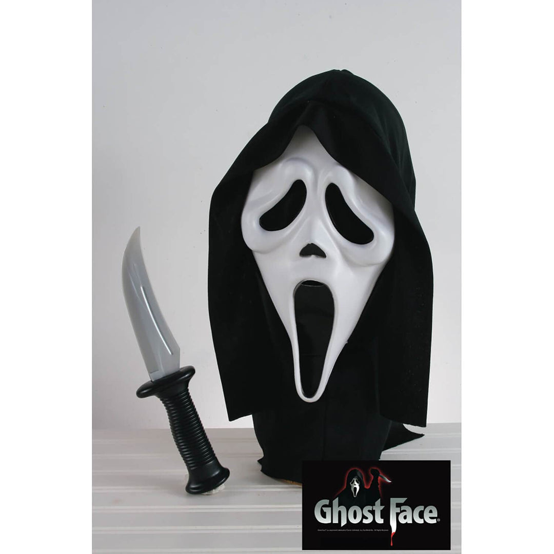 Ghost Face mask and knife set for Halloween and orror movie nights