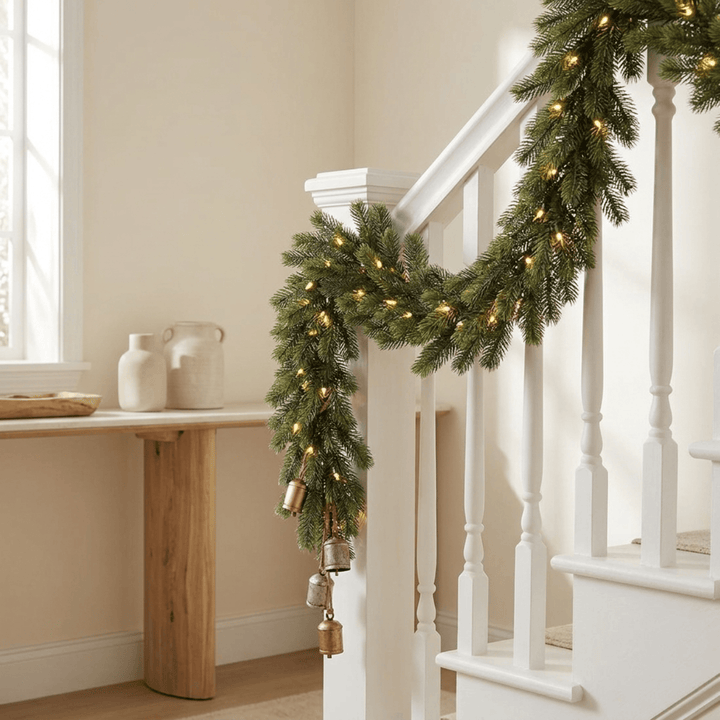 6ft Pre-Lit Green Christmas Garland Indoor/Outdoor With Timer