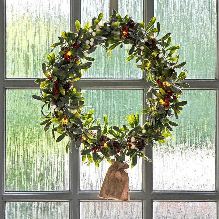 16" Light Up Christmas Wreath Mistletoe Berries Battery Op